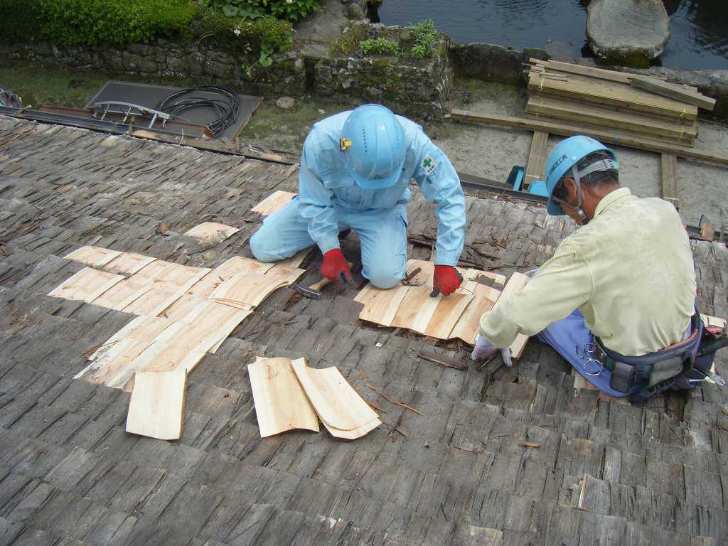 屋根葺き替え工事