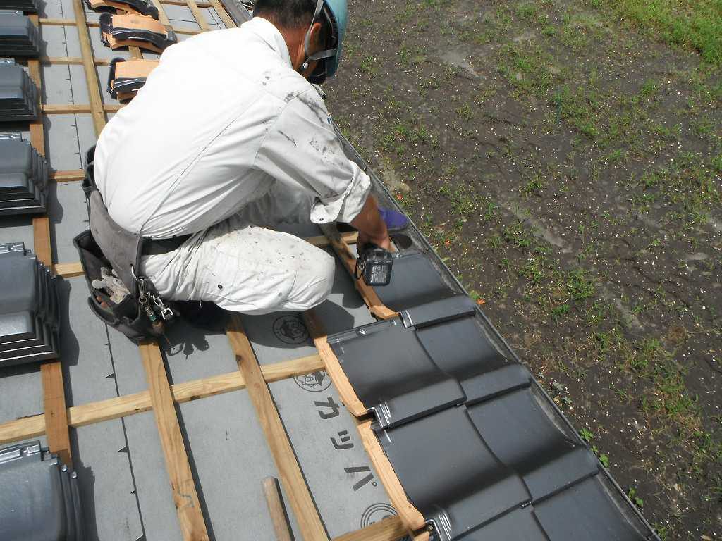 屋根葺き替え工事