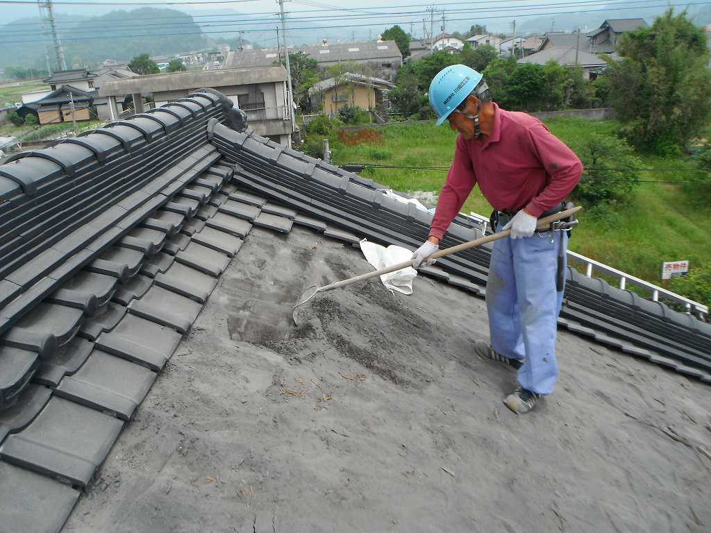 屋根葺き直し工事