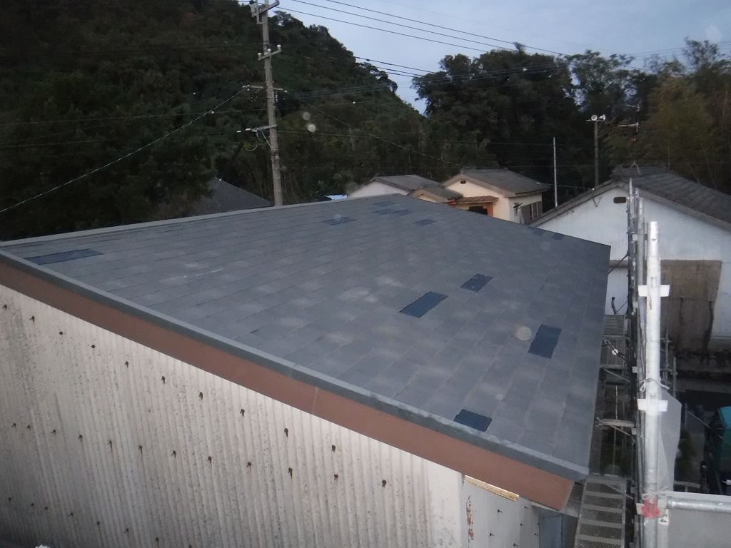 屋根塗装工事：垂水市田神 N様邸