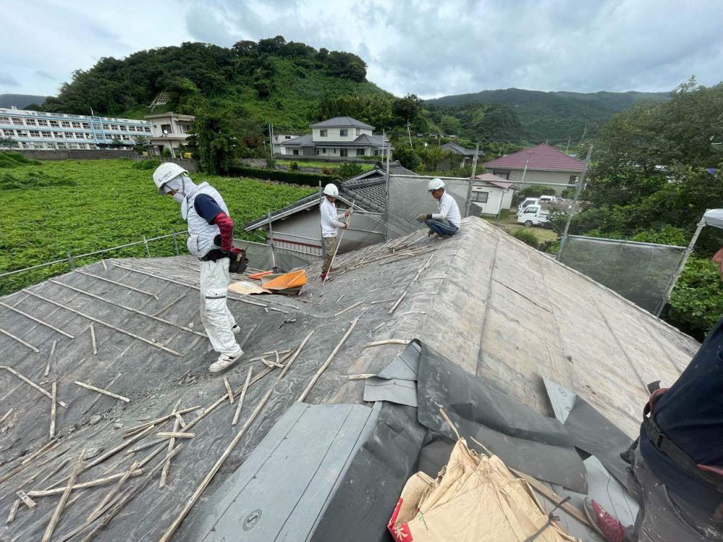 屋根葺き替え工事：垂水市海潟 I様邸