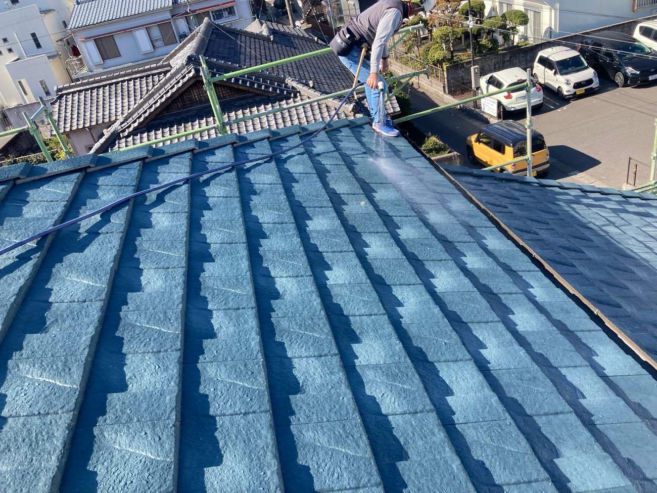 屋根葺き替え＆雨樋交換工事：鹿児島市草牟田S様邸／施工中