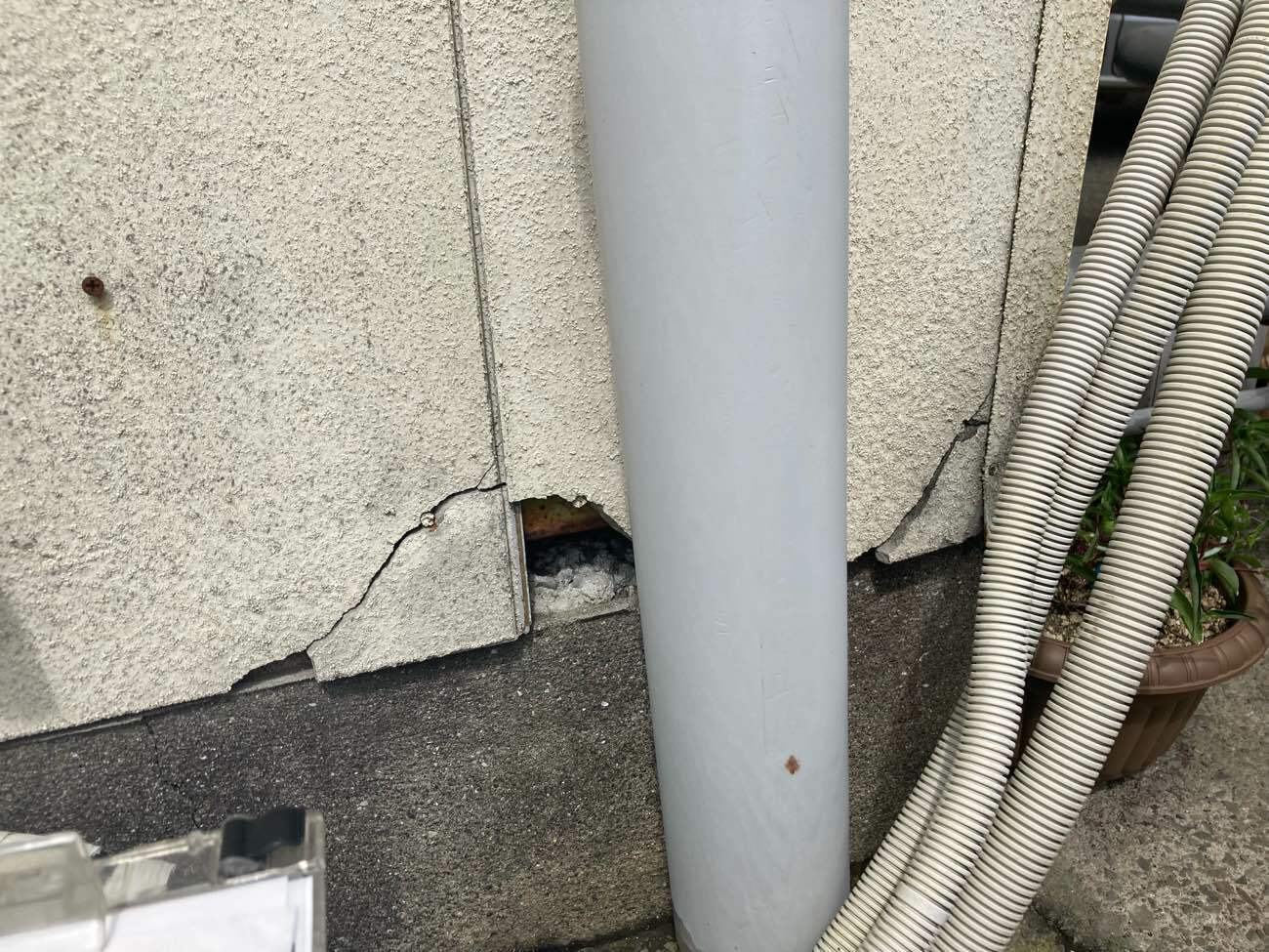 外壁塗装工事＆スレート屋根補修工事：鹿児島市東開町　工場K様／施工前