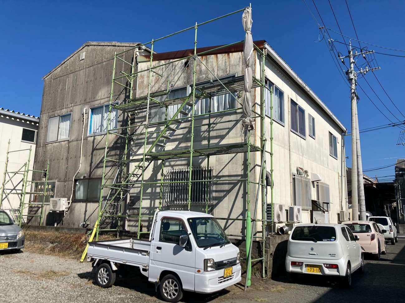 外壁塗装工事＆スレート屋根補修工事：鹿児島市東開町　工場K様／施行中