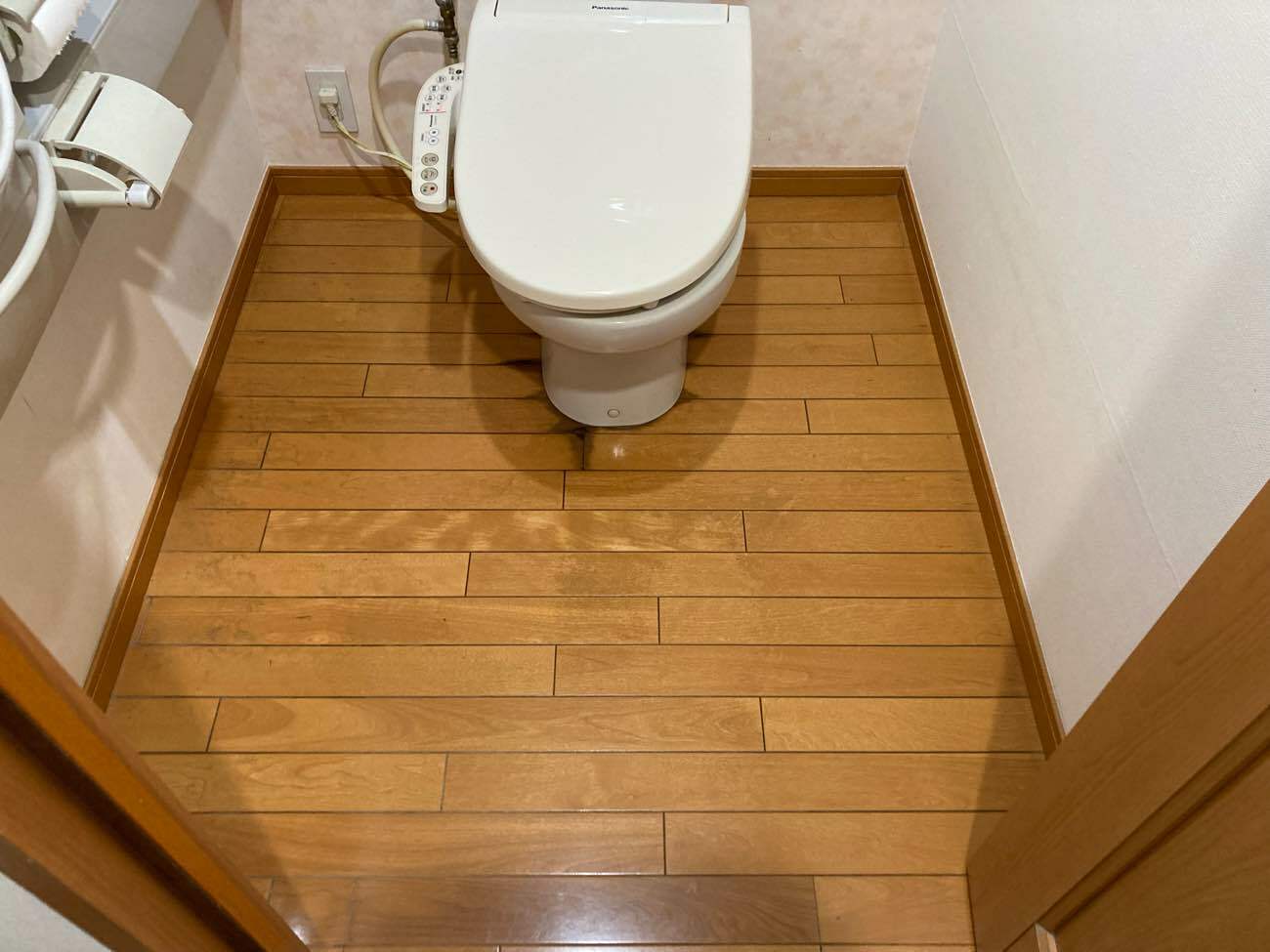 トイレ交換＆内装工事：鹿児島市西田　T様邸／施工前