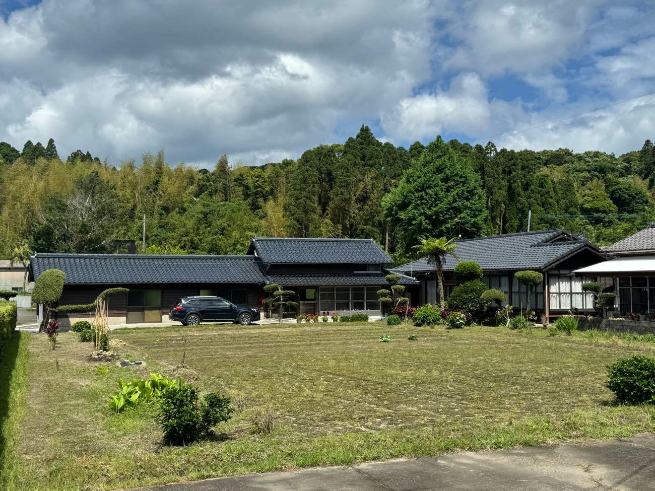 倉庫の屋根外壁塗装工事：肝属郡南大隈町　M様邸／完成