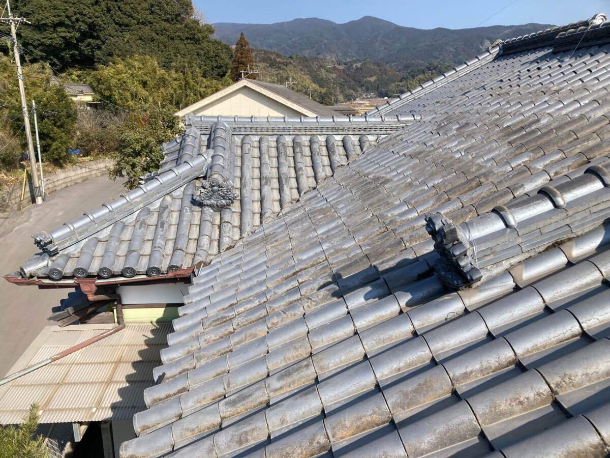 本葺き屋根から「ルーガ」へ。和の趣はそのままに、災害への強さをプラスしました