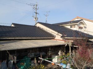屋根カバー工法とは