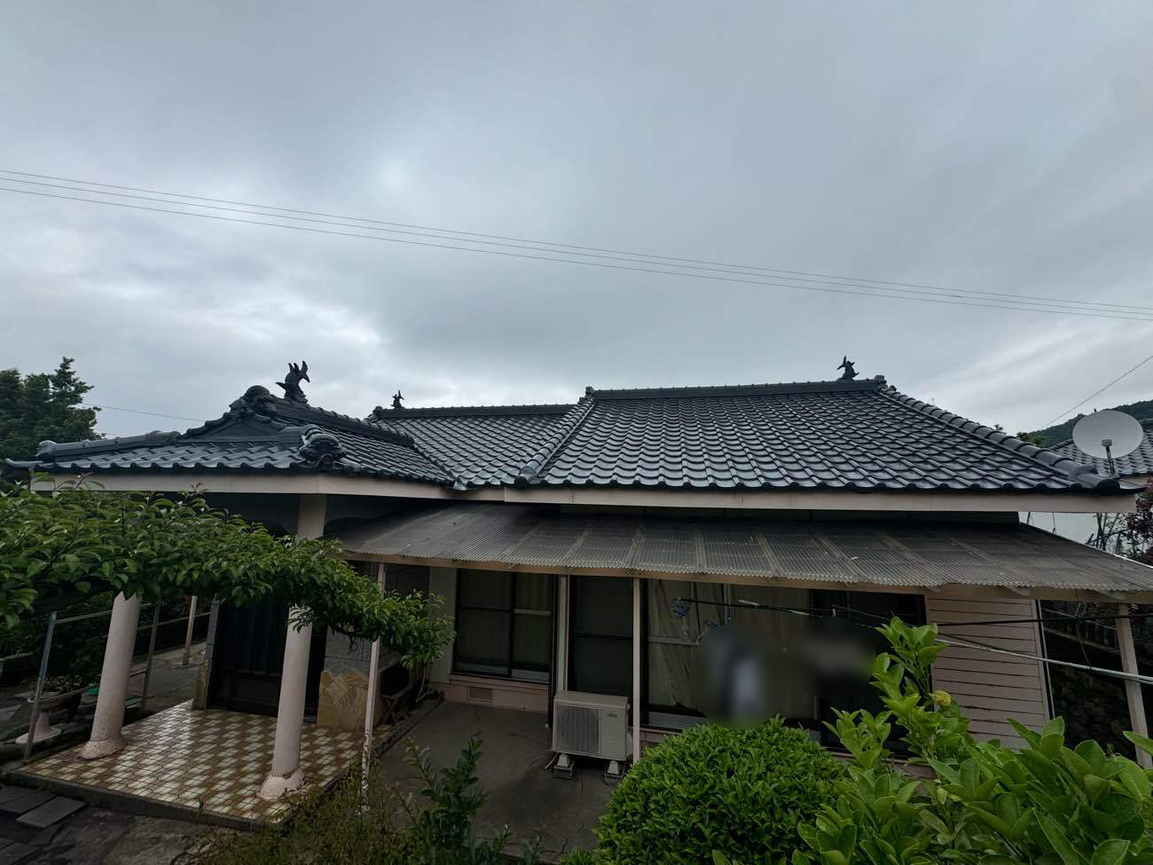 本宅・倉庫の屋根塗装＆倉庫・門塀の外壁塗装工事：鹿児島市桜島 K様邸／完成