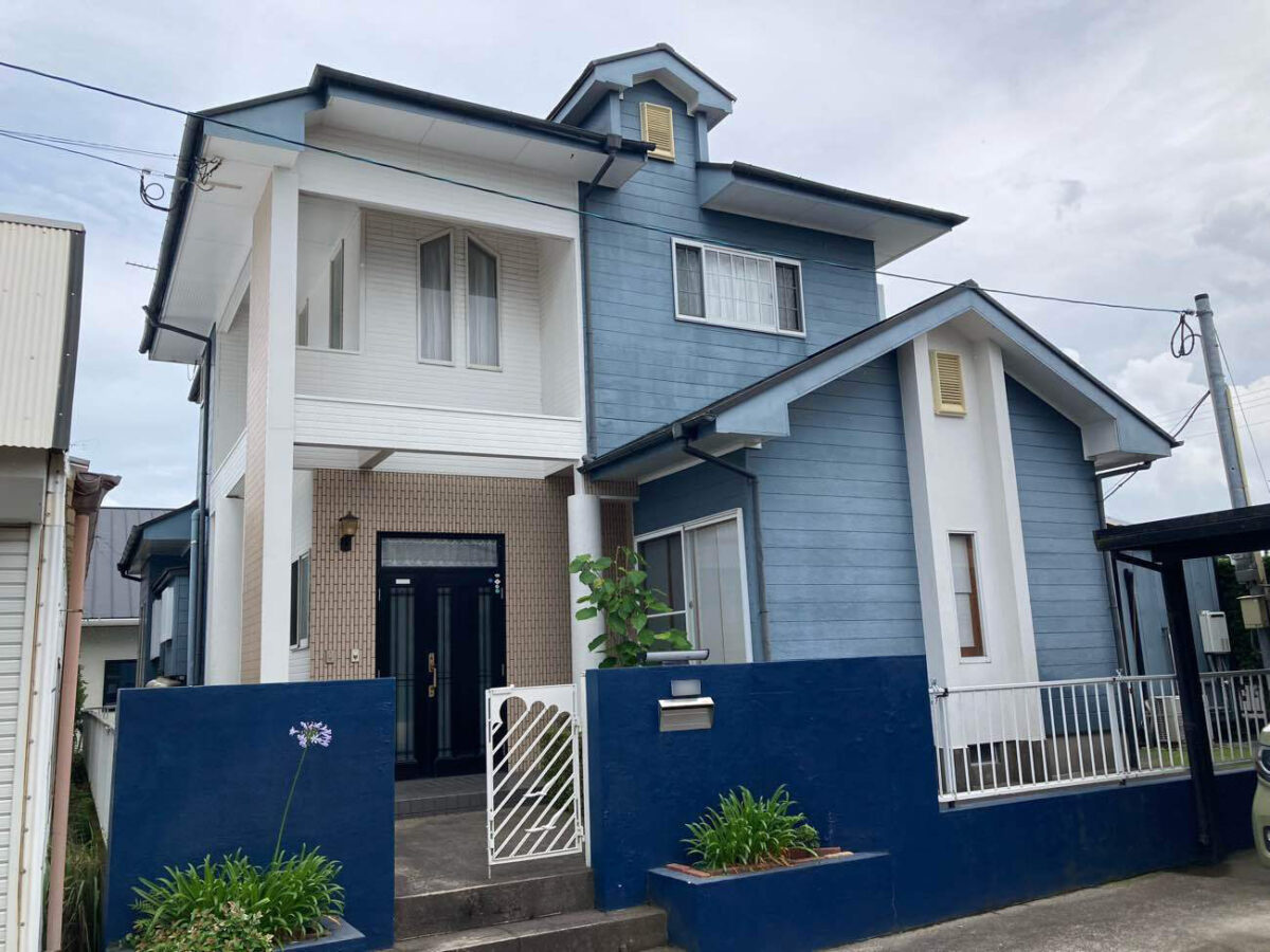 天井の雨漏りを根本から解消！｜雨漏り補修と外装塗装のリフォーム事例