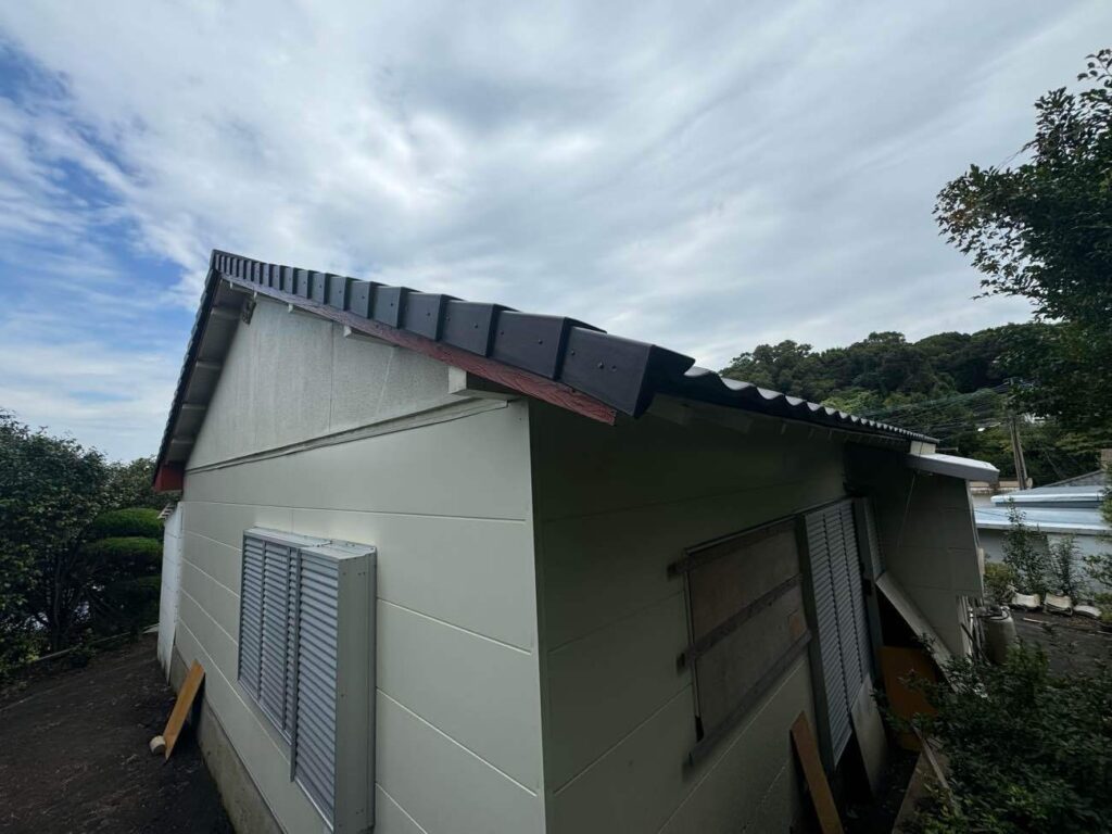 サビの影響を受けにくい素材のため、沿岸地域では塩害への対策としても有効な「ルーガ」。過酷な環境から住まいを守り、安心してお過ごしいただけます。