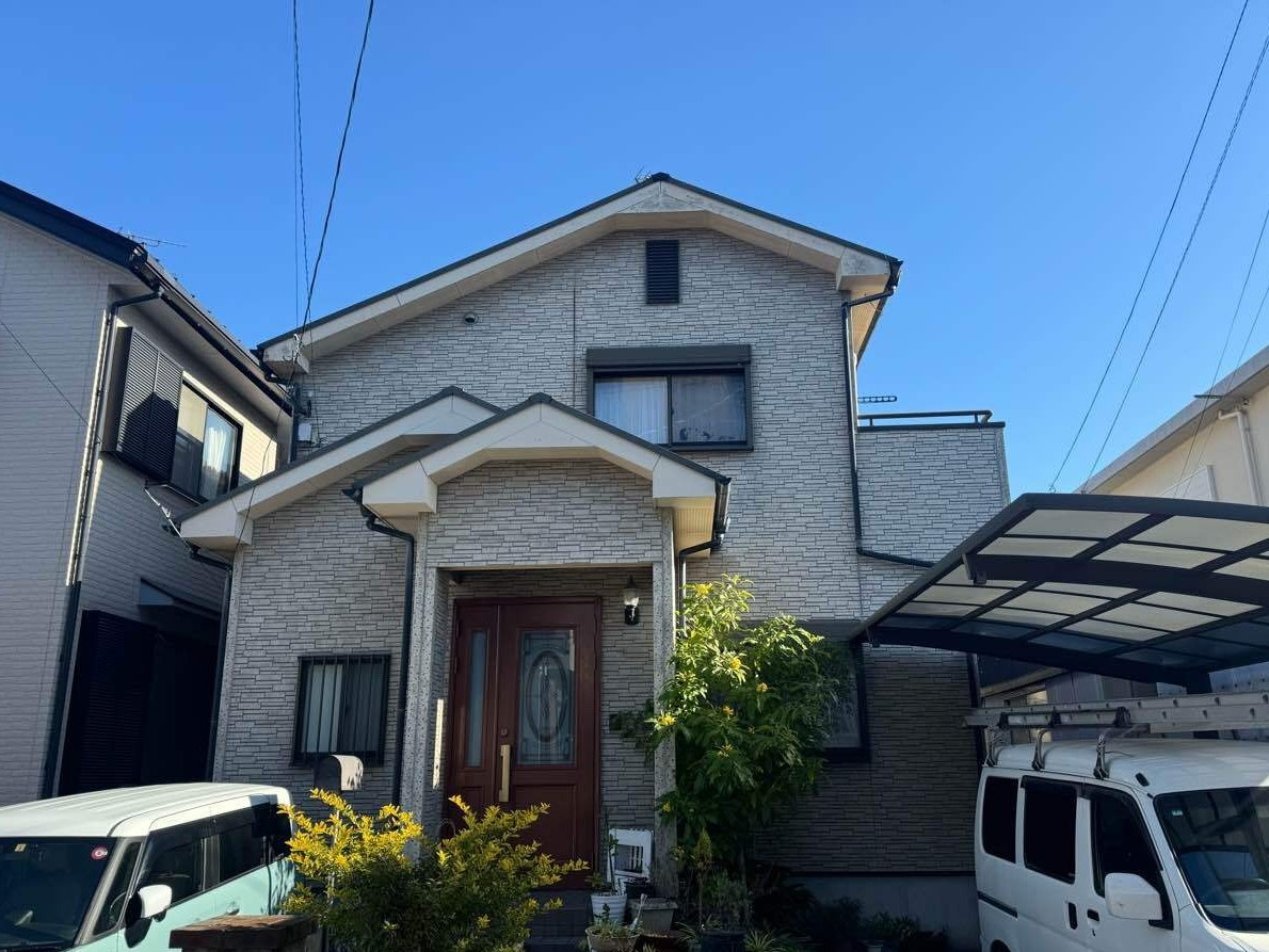 屋根塗装ではなく葺き替えへ｜長い目で住まいを考えたメンテナンス